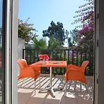 Garden 3* بيتيس