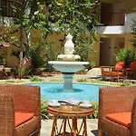 Garden بيتيس
