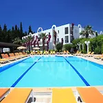 Hotel Garden 3*