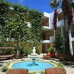 Garden Hotel