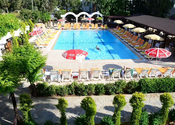 Garden Hotel 3*